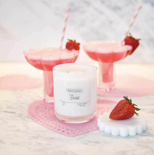 A sparkling summery blend of rosé and summer berries. This scent is super fun and bubbly and makes a perfect gift.
